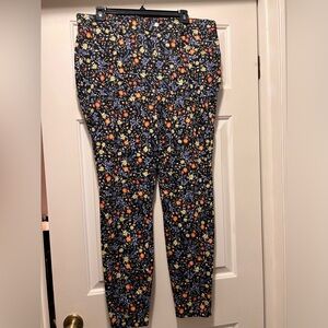 Time and Tru Black and Yellow Skinny Pants